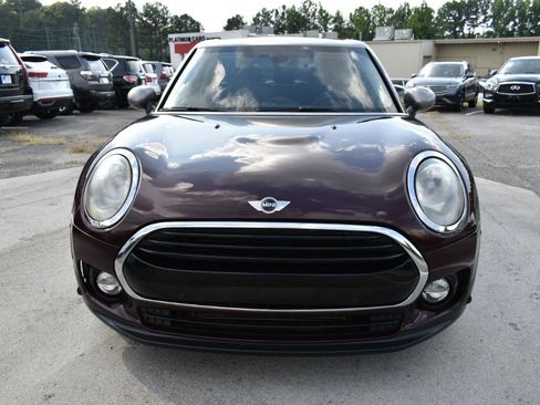 Used 2017 MINI Cooper Clubman FWD image 3