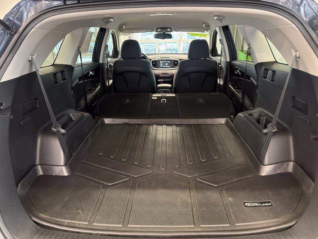 Used 2019 Kia Sorento AWD w/ LX Convenience Package image 31
