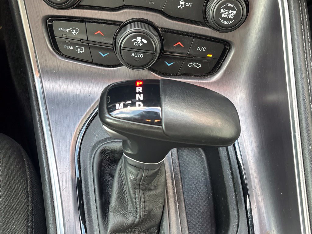 Used 2018 Dodge Challenger R/T w/ Sound Group RWD image 15