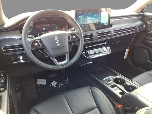 New 2026 Lincoln Corsair Reserve image 6