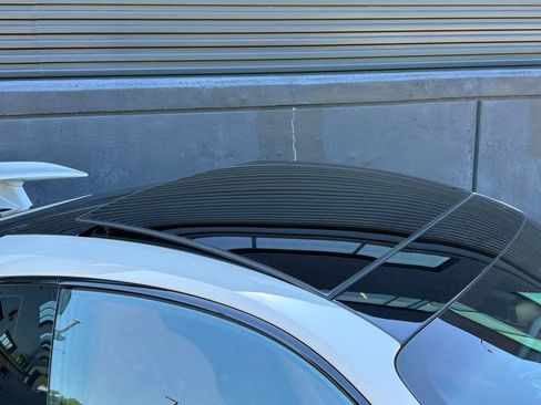 Certified 2025 Porsche 911 Carrera RWD image 17