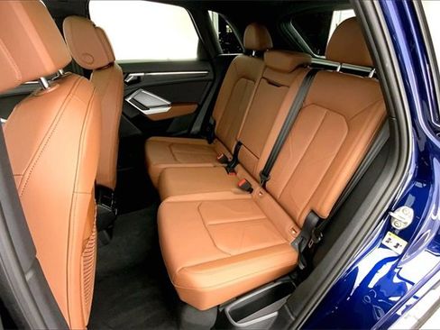 Certified 2025 Audi Q3 2.0T Premium Plus image 26