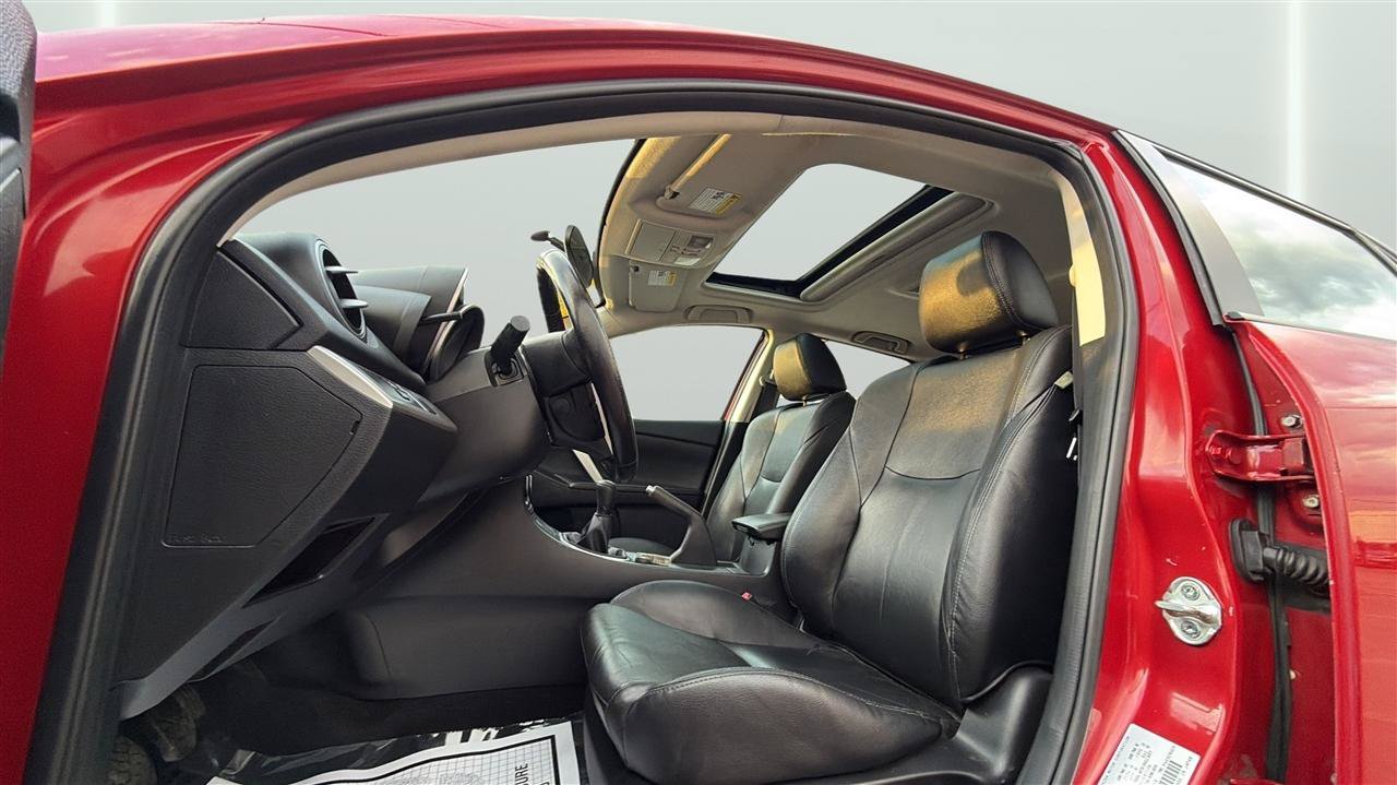 Used 2012 MAZDA MAZDA3 s Grand Touring w/ Tech Pkg FWD image 28