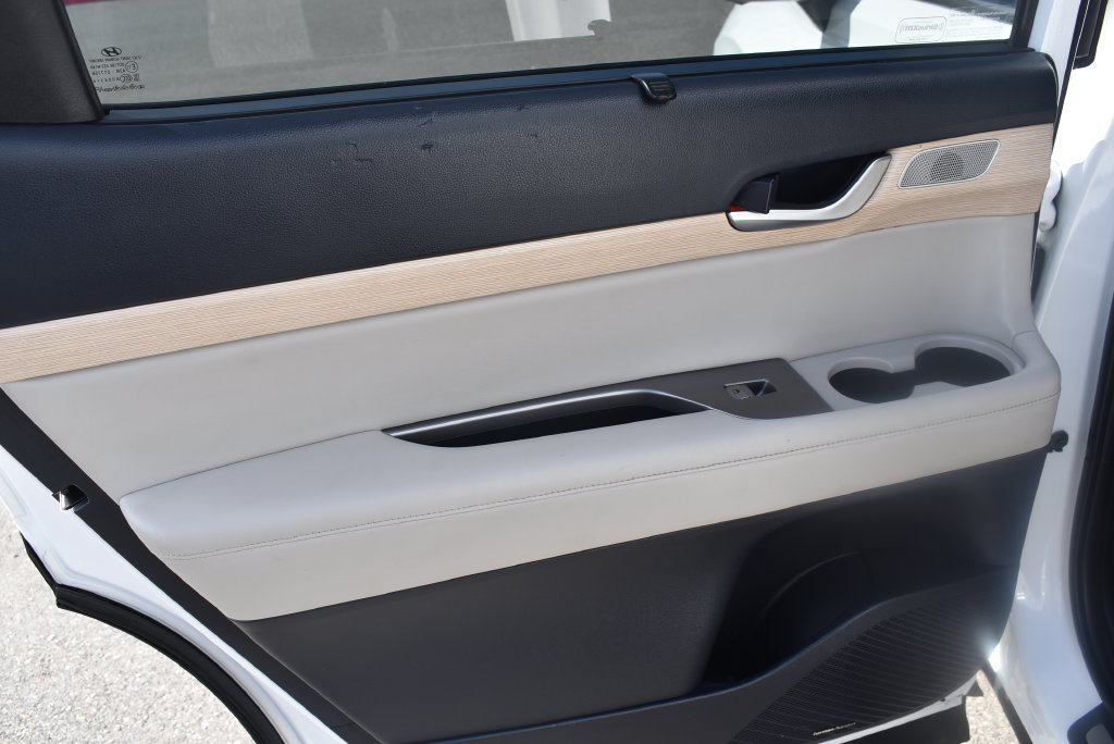 Certified 2023 Hyundai Palisade Limited FWD image 16