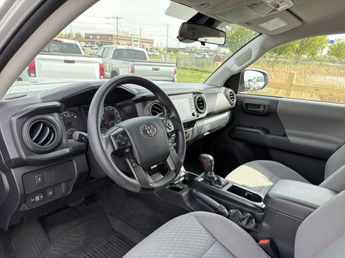 Used 2023 Toyota Tacoma SR AWD/4WD image 9
