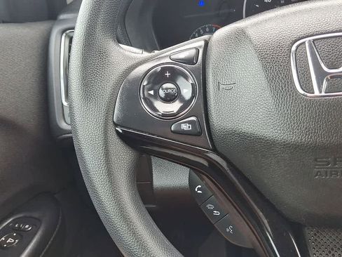 Certified 2022 Honda HR-V EX image 17