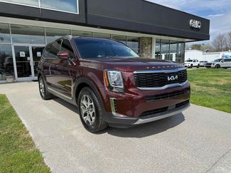 Used 2022 Kia Telluride EX w/ Towing Package video 1