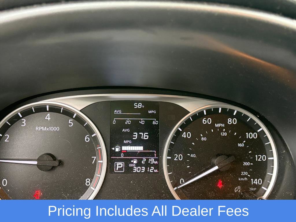 Used 2024 Nissan Kicks S FWD image 9