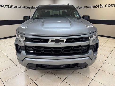 Used 2023 Chevrolet Silverado 1500 RST w/ Convenience Package II AWD/4WD image 2