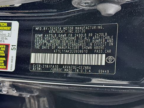 Used 2020 Toyota Camry LE w/ Convenience Package FWD image 12