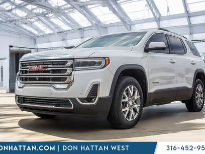 Used 2022 GMC Acadia SLT w/ Technology Package
