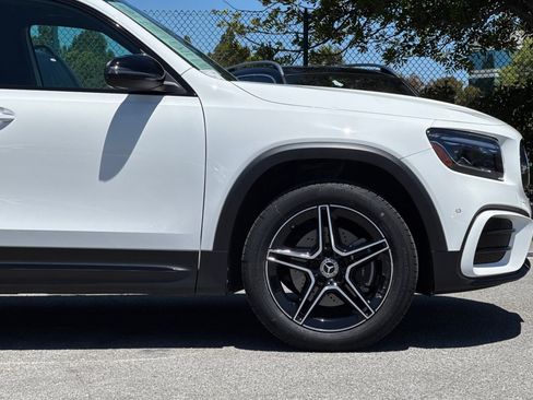 Certified 2024 Mercedes-Benz GLB 250 image 26