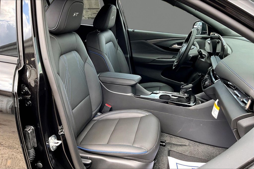 New 2026 Buick Envista Sport Touring w/ Convenience I Package FWD image 11