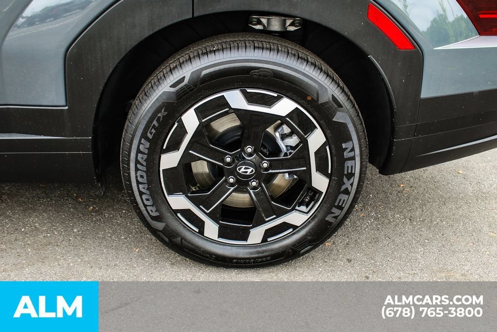 Used 2026 Hyundai Santa Fe SEL FWD image 15