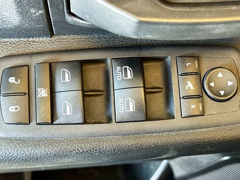 Used 2023 RAM 2500 Tradesman w/ Chrome Appearance Group image 20