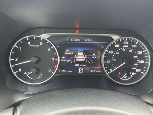 Used 2025 Nissan Sentra SV w/ All-Weather Package FWD image 6