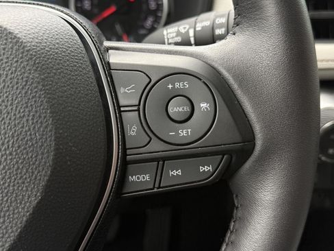 Used 2021 Toyota RAV4 XLE w/ Convenience Package AWD/4WD image 33
