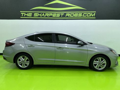 Used 2020 Hyundai Elantra SEL w/ Cargo Package (C1) FWD image 11