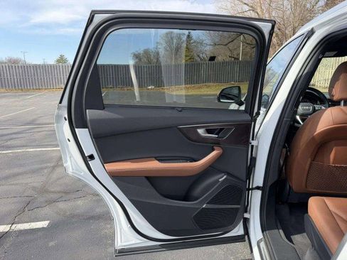 Used 2023 Audi Q7 3.0T Premium Plus w/ Premium Plus Package image 31