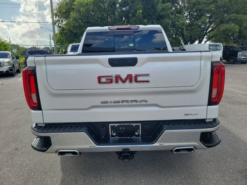 Used 2023 GMC Sierra 1500 SLT w/ SLT Premium Package AWD/4WD image 6