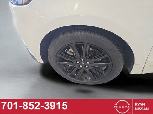 Used 2023 Ford Edge ST-Line image 41