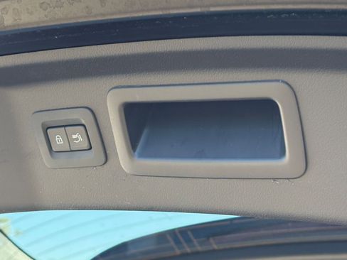 Used 2025 MAZDA CX-90 3.3 Turbo w/ Preferred Package image 23