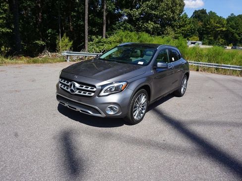 Used 2018 Mercedes-Benz GLA 250 image 23