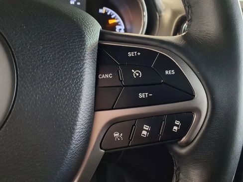 Used 2019 Jeep Grand Cherokee High Altitude AWD/4WD image 28