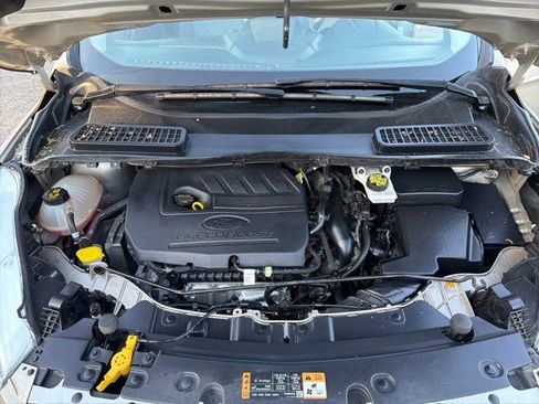 Used 2018 Ford Escape SE w/ SE Sync 3 Package FWD image 31