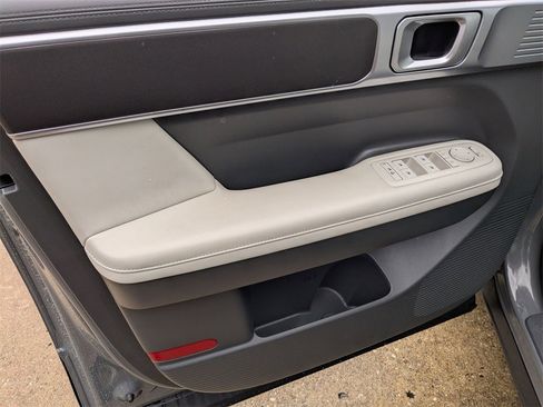 Used 2025 Hyundai Santa Fe SEL image 13