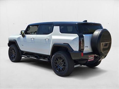 New 2025 GMC Hummer EV 2X image 9