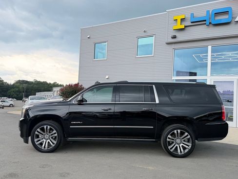 Used 2019 GMC Yukon XL Denali w/ Denali Ultimate Package RWD image 14