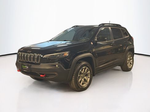 Used 2022 Jeep Cherokee Trailhawk w/ Premium Leather Package AWD/4WD image 3
