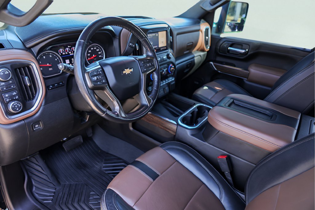 Used 2021 Chevrolet Silverado 2500 High Country w/ Z71 Off-Road Package AWD/4WD image 12