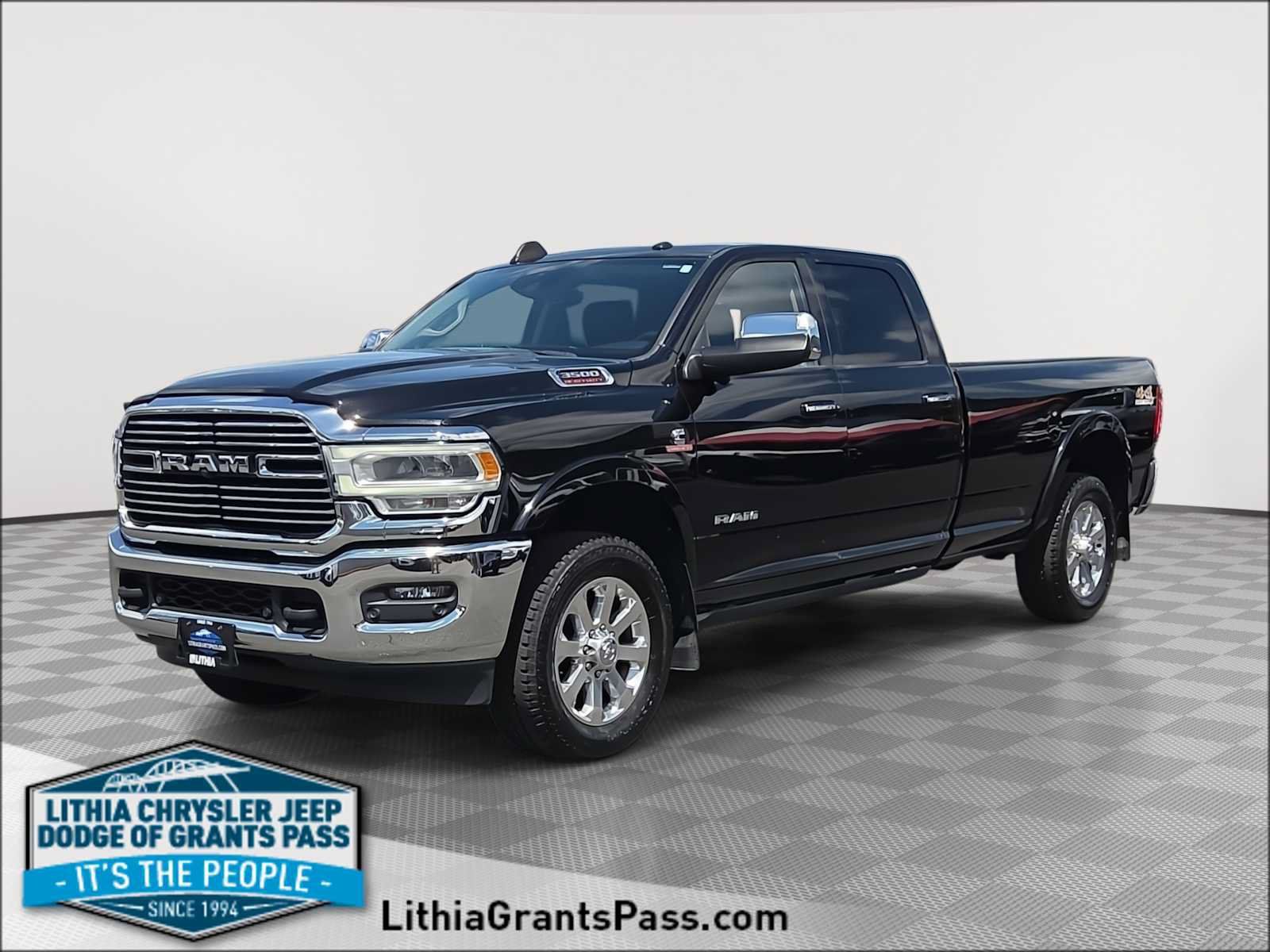 Used 2020 RAM 3500 Laramie AWD/4WD image 1