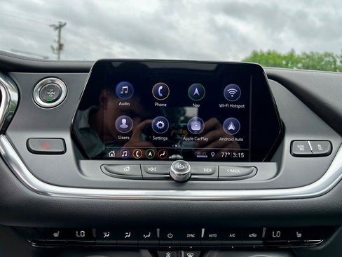 Used 2019 Chevrolet Blazer LT w/ Sun and Wheels Package FWD image 16