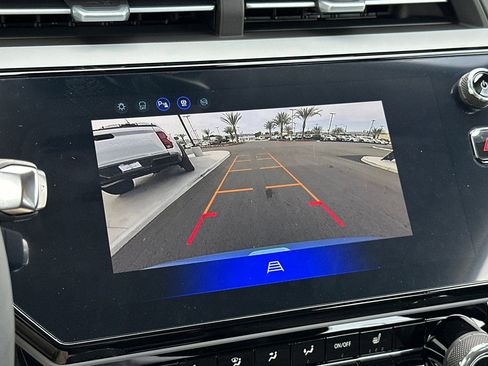 New 2027 Chevrolet Bolt LT w/ Comfort Package FWD image 19