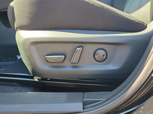 New 2026 Nissan Rogue SV FWD image 20