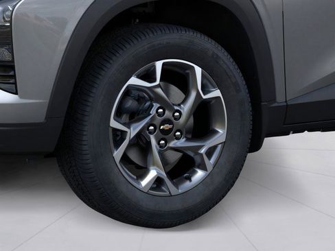 New 2026 Chevrolet Trax LT image 9