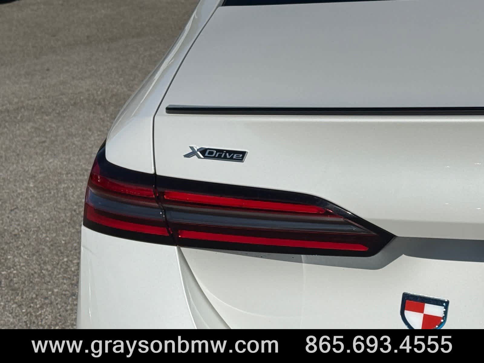 Used 2024 BMW 530i xDrive w/ M Sport Package AWD/4WD image 10