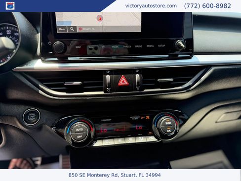 Used 2024 Kia Forte GT-Line FWD image 27