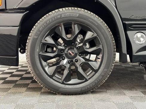 New 2026 GMC Savana 2500 w/ Driver Convenience Package RWD image 51