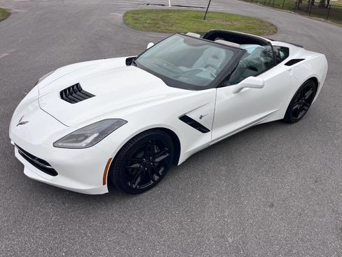 Used 2017 Chevrolet Corvette Stingray Coupe w/ 3LT Preferred Equipment Group image 37