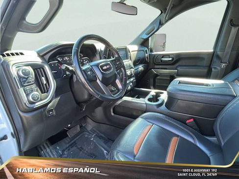 Certified 2022 GMC Sierra 2500 AT4 w/ Gooseneck/5TH Wheel Package image 16