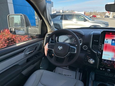 New 2026 RAM 1500 Laramie image 12