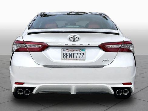 Used 2018 Toyota Camry XSE FWD image 4
