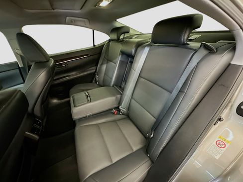 Used 2017 Lexus ES 350 image 30