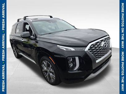 Used 2022 Hyundai Palisade Limited w/ Cargo Package