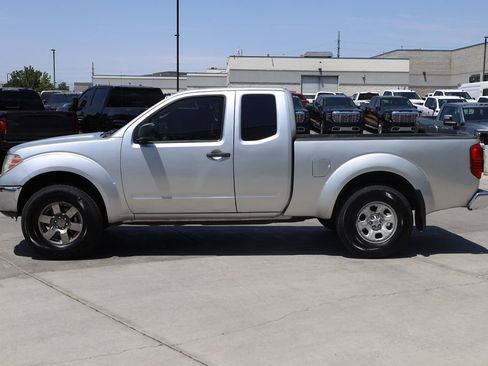 Used 2009 Nissan Frontier SE w/ Power Pkg RWD image 3