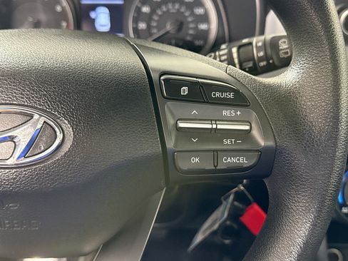 Used 2018 Hyundai Kona SE FWD image 15